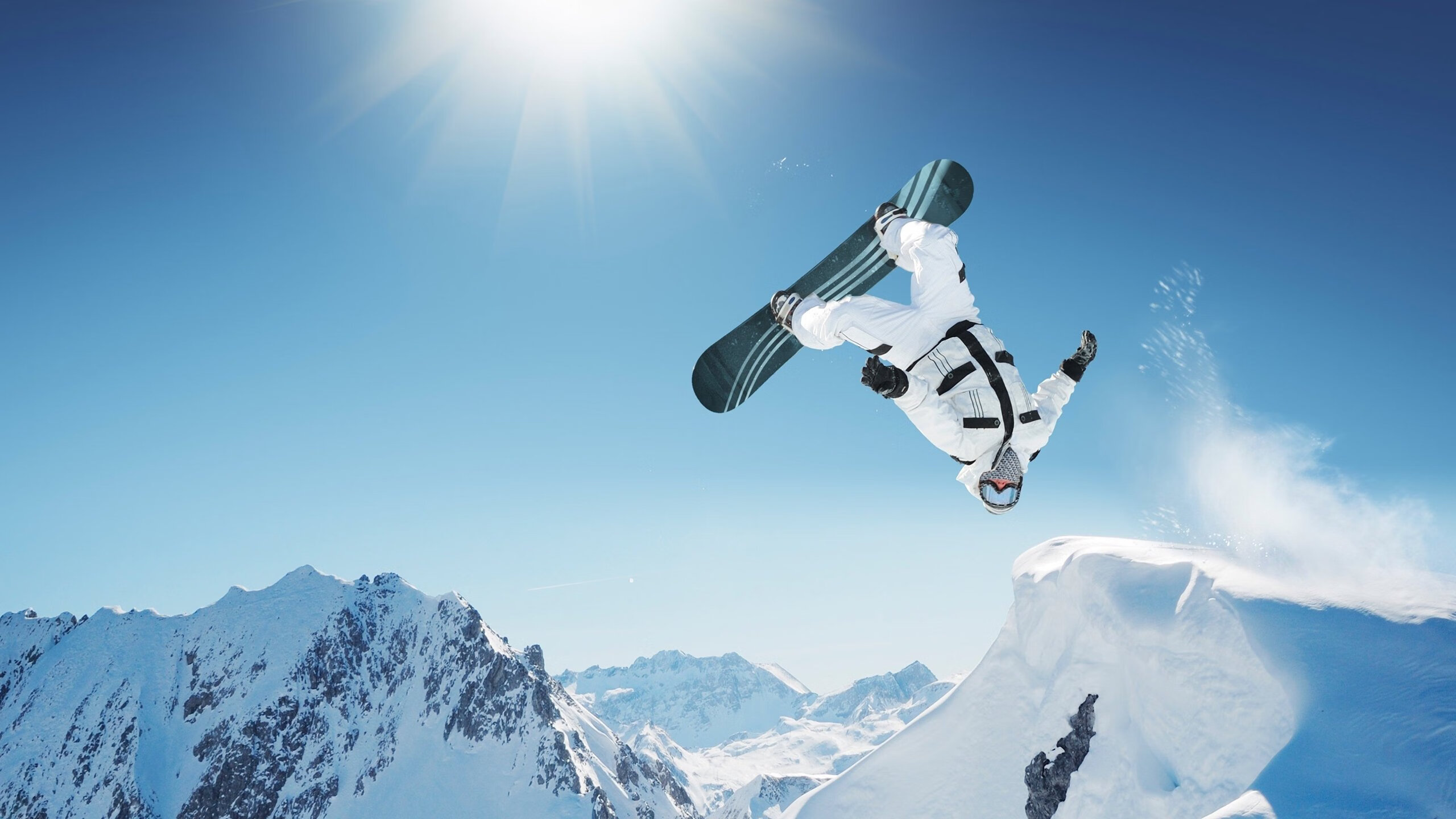 英超争冠焦点战与快船稳胜，竞技场上的掌控力艺术